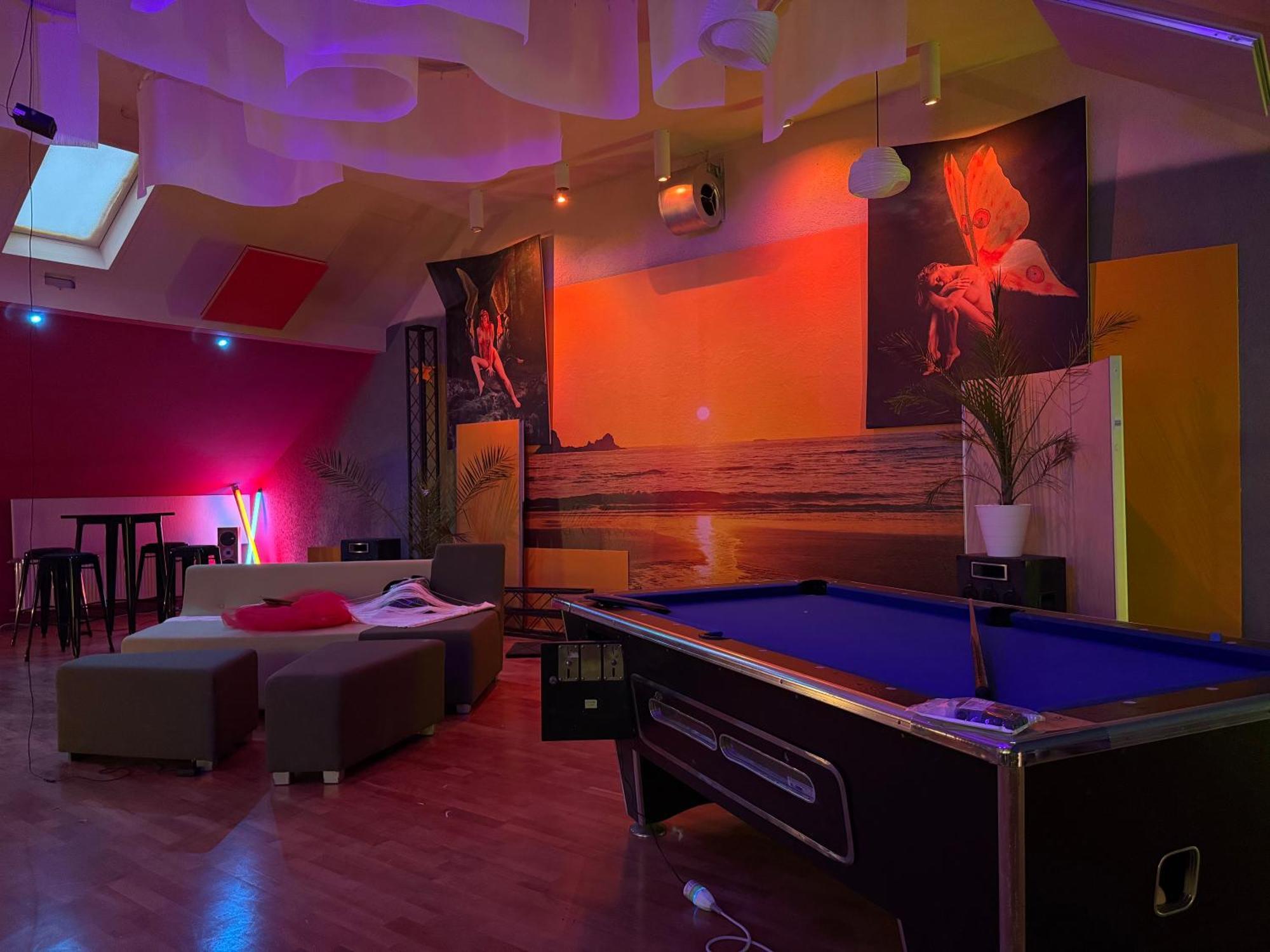 Bookeinfach Bad Ems - Private - Sauna Jacuzzi Whirlpool Swimmingpool Alahna Sup Beachvolleyball Billiards Ping Pong Cinema Theater Music Disco Ball Bbq Und Parkplaetze Lejlighed Eksteriør billede